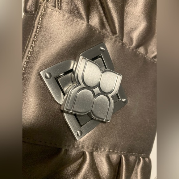 Nude satin bcbg purse - Picture 2 of 6